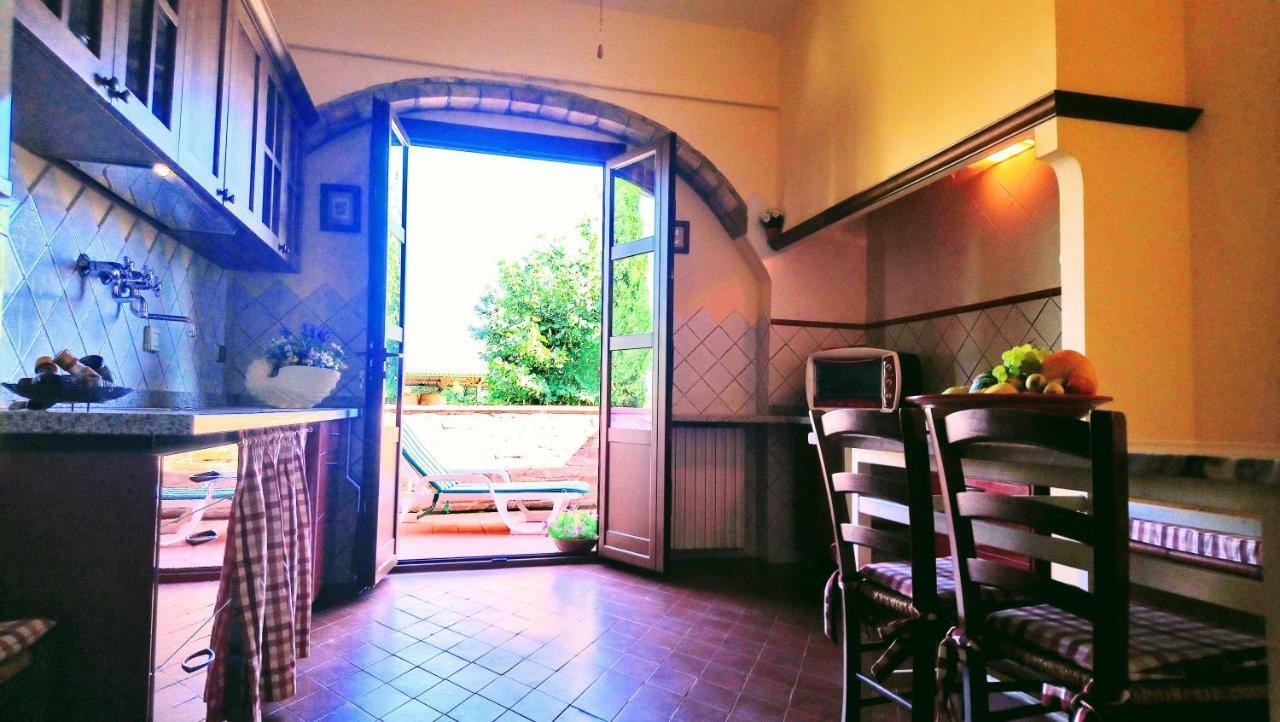 Agriturismo Casa Rossa Chianciano Terme Exterior foto